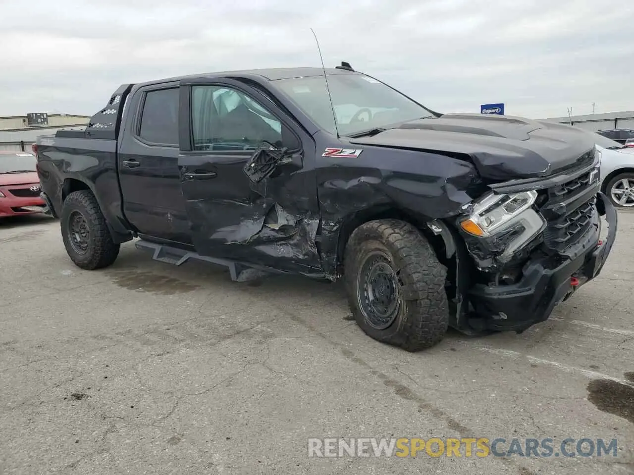 4 Photograph of a damaged car 3GCUDFED7NG535799 CHEVROLET ALL Models 2022