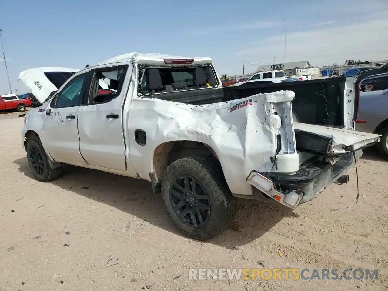 2 Photograph of a damaged car 3GCUDFED9NG683565 CHEVROLET ALL Models 2022
