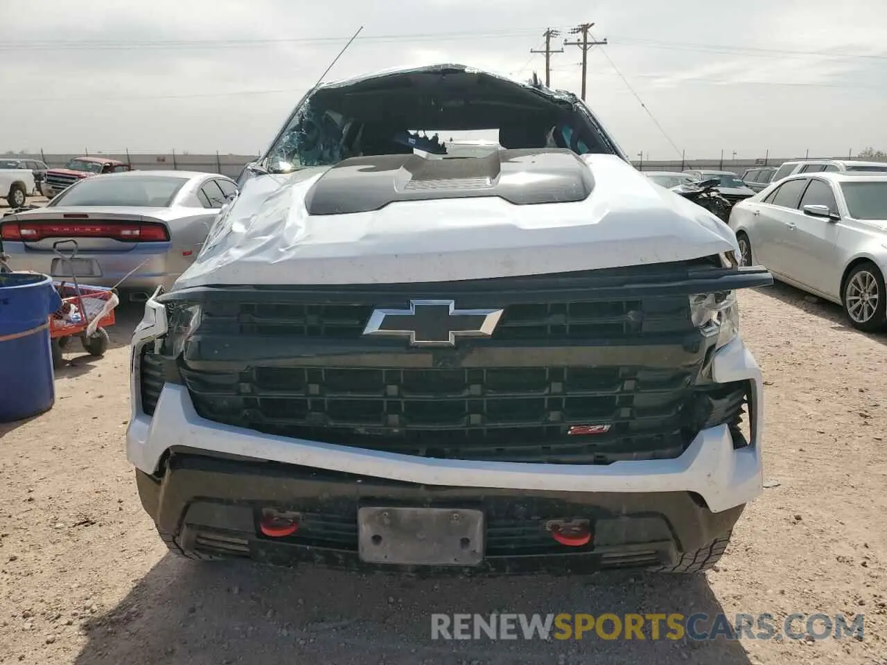 5 Photograph of a damaged car 3GCUDFED9NG683565 CHEVROLET ALL Models 2022