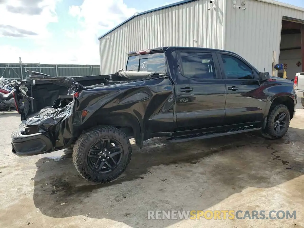 3 Photograph of a damaged car 3GCUDFETXNG503890 CHEVROLET ALL Models 2022