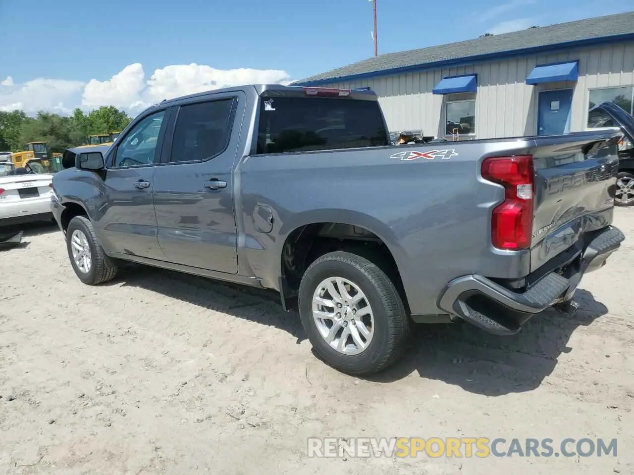 2 Photograph of a damaged car 3GCUYEED9NG135662 CHEVROLET ALL Models 2022