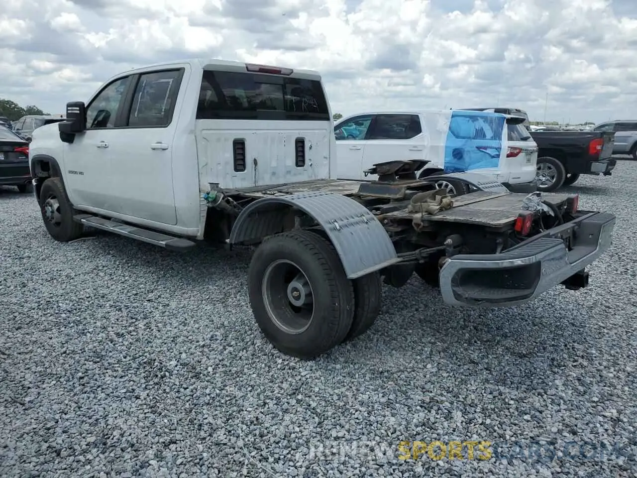 2 Photograph of a damaged car 1GC4YTEY6PF182286 CHEVROLET ALL Models 2023