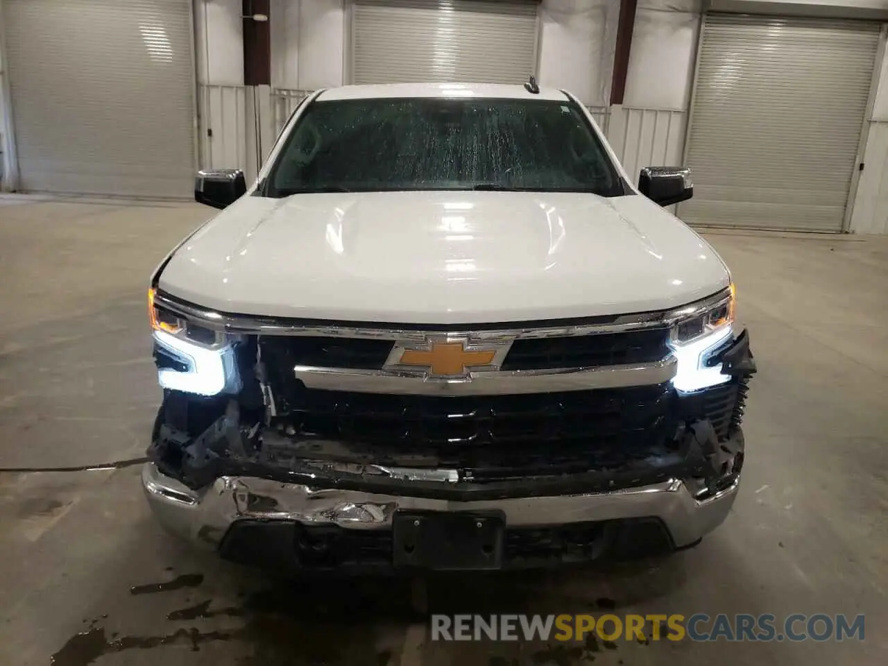 5 Photograph of a damaged car 1GCPDDEK0PZ115580 CHEVROLET All Models 2023
