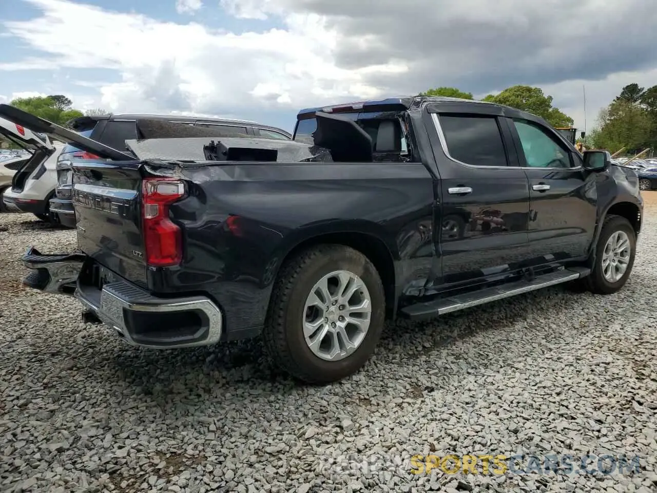 3 Photograph of a damaged car 1GCUDGE88PZ282181 CHEVROLET ALL Models 2023