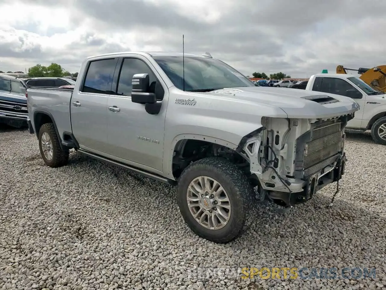 4 Photograph of a damaged car 2GC4YVEY9P1716318 CHEVROLET ALL Models 2023