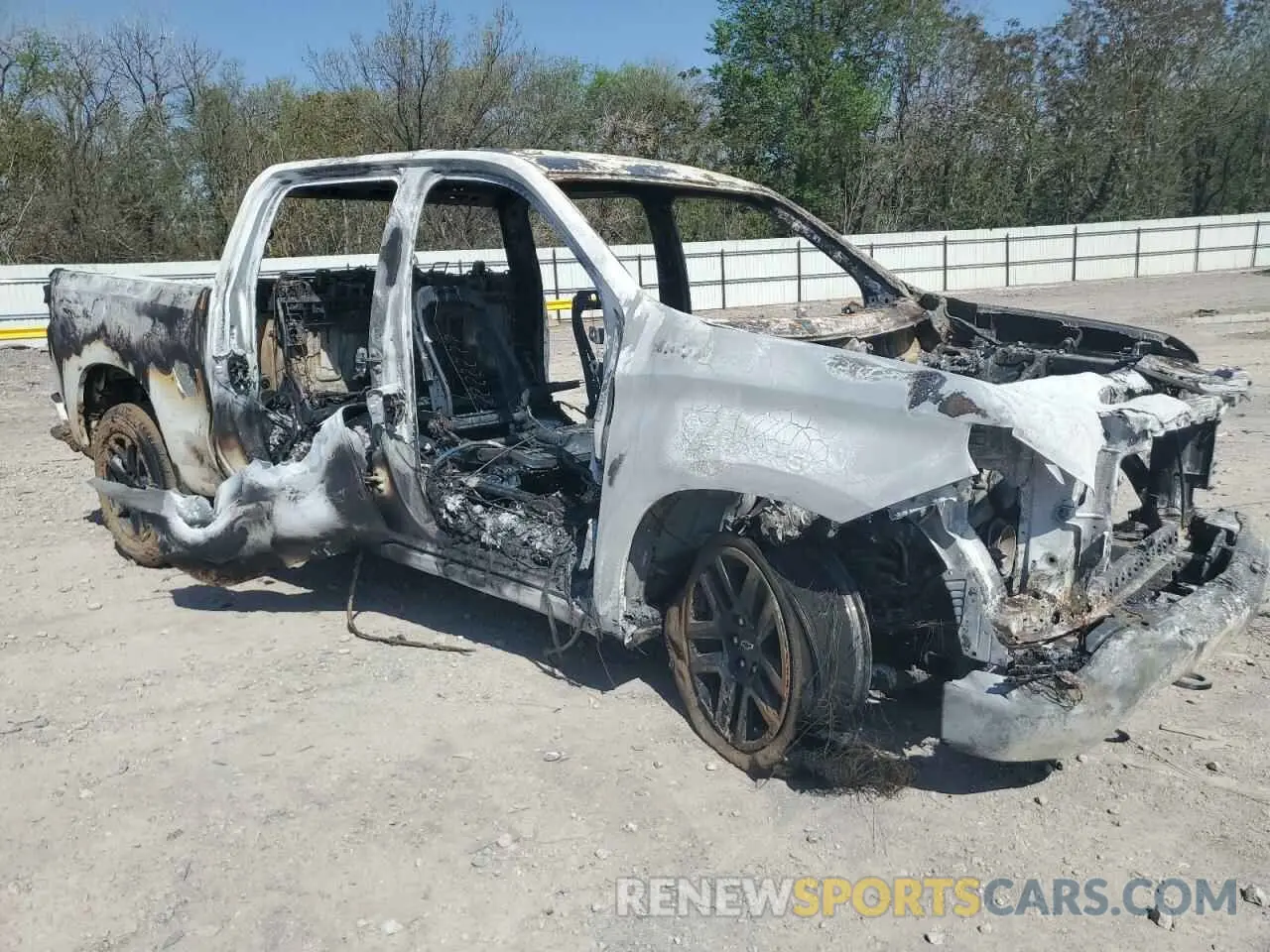 4 Photograph of a damaged car 2GCUDEED5P1120194 CHEVROLET ALL Models 2023
