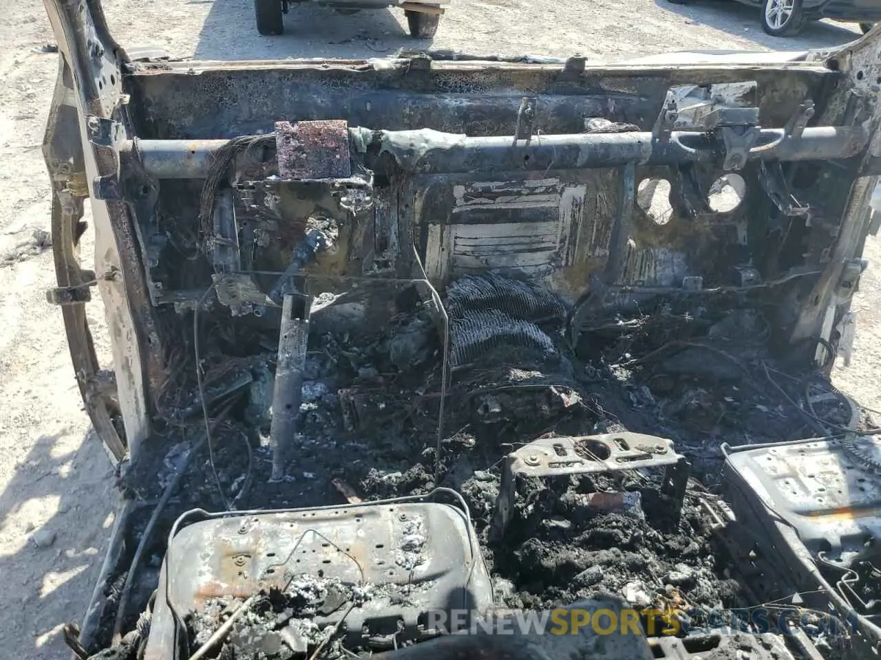 8 Photograph of a damaged car 2GCUDEED5P1120194 CHEVROLET ALL Models 2023