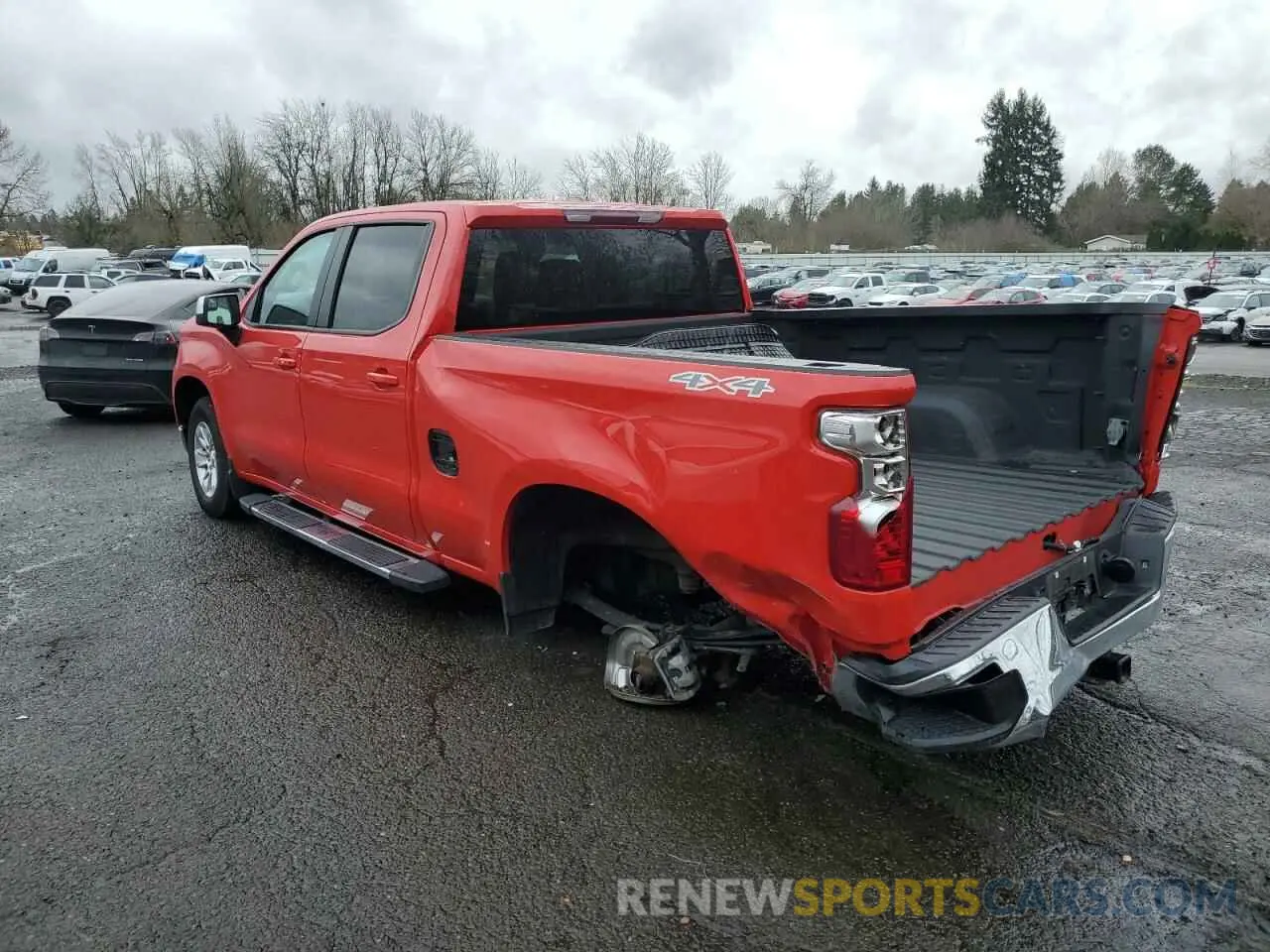2 Photograph of a damaged car 3GCUDDED7PG345329 CHEVROLET ALL Models 2023