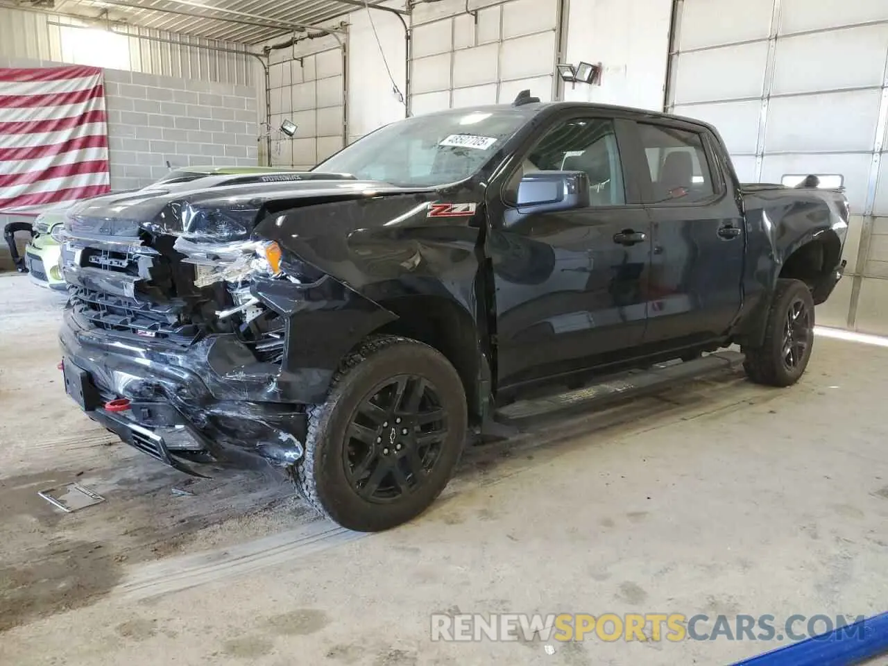 1 Photograph of a damaged car 3GCUDFE82PG128916 CHEVROLET ALL Models 2023