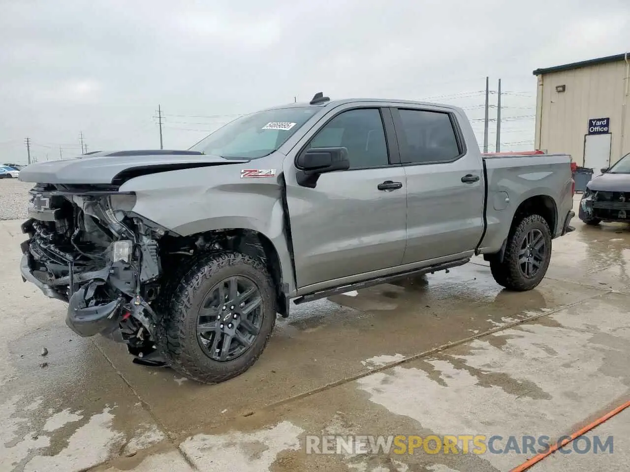 1 Photograph of a damaged car 3GCUDFED9PG352939 CHEVROLET ALL Models 2023