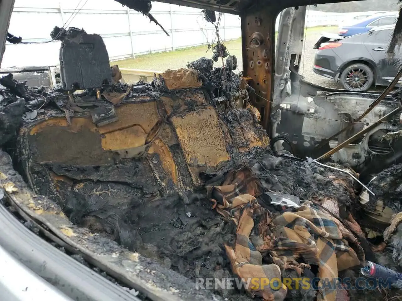 11 Photograph of a damaged car 3GCUDHEL8PG279470 CHEVROLET ALL Models 2023