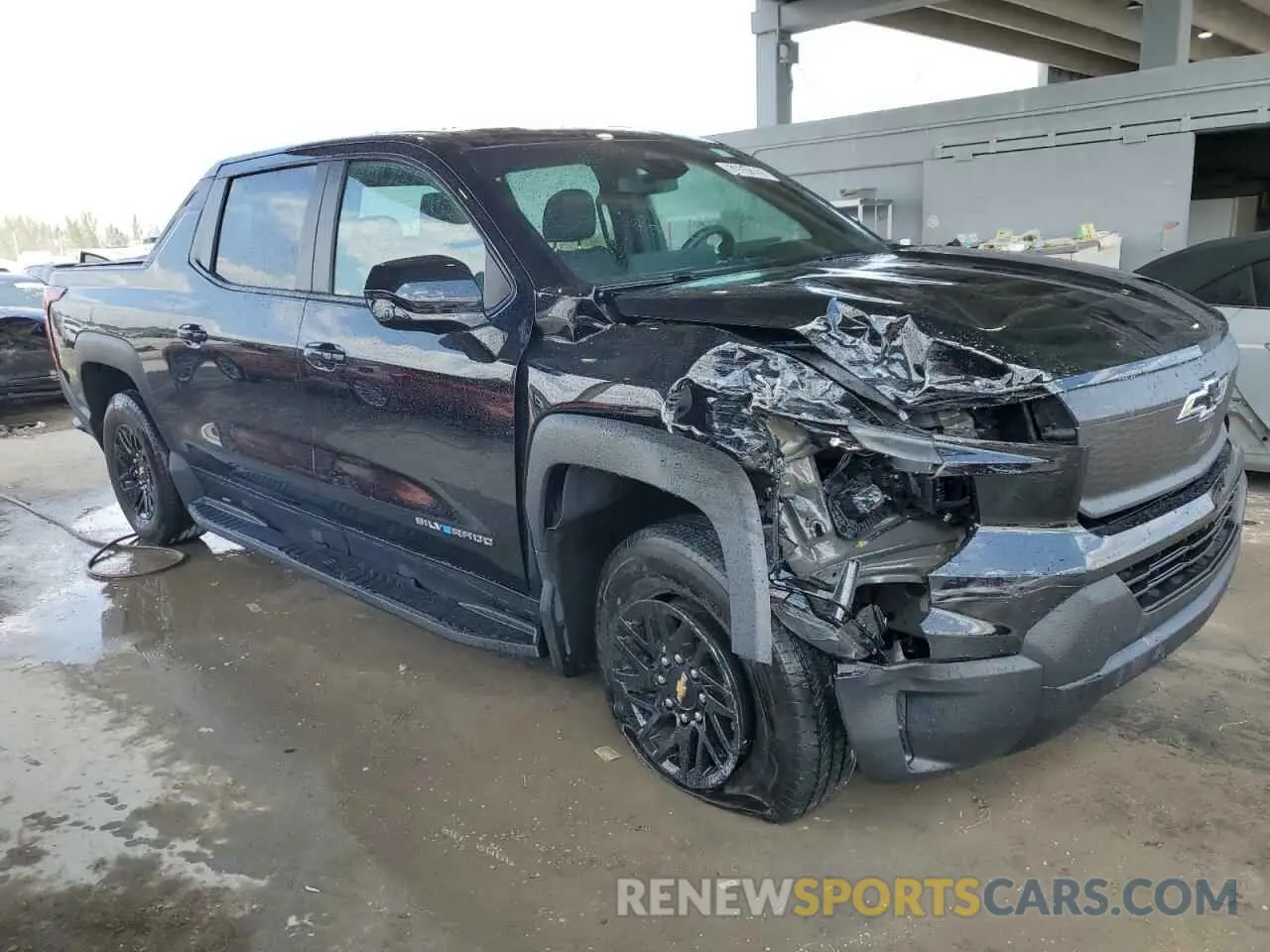 4 Photograph of a damaged car 1GC10VEL3RU205841 CHEVROLET ALL Models 2024