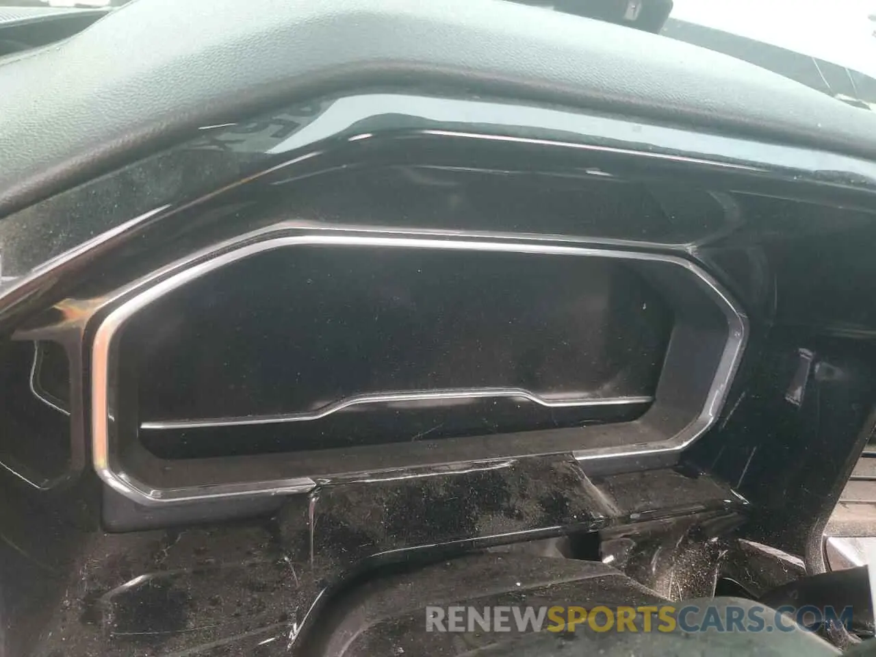 9 Photograph of a damaged car 1GC4YREY1RF181360 CHEVROLET ALL Models 2024