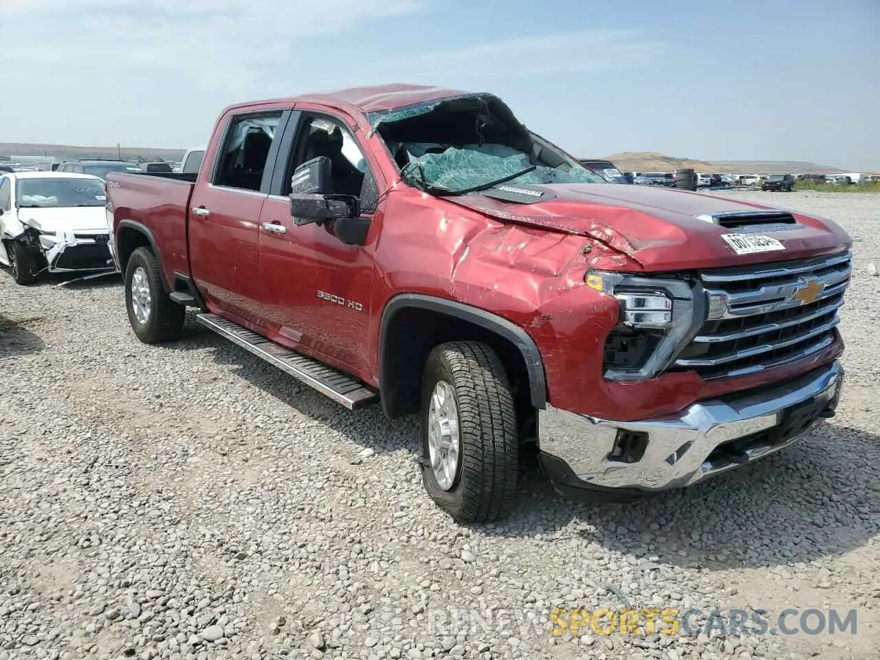 4 Photograph of a damaged car 1GC4YUEYXRF368678 CHEVROLET ALL Models 2024