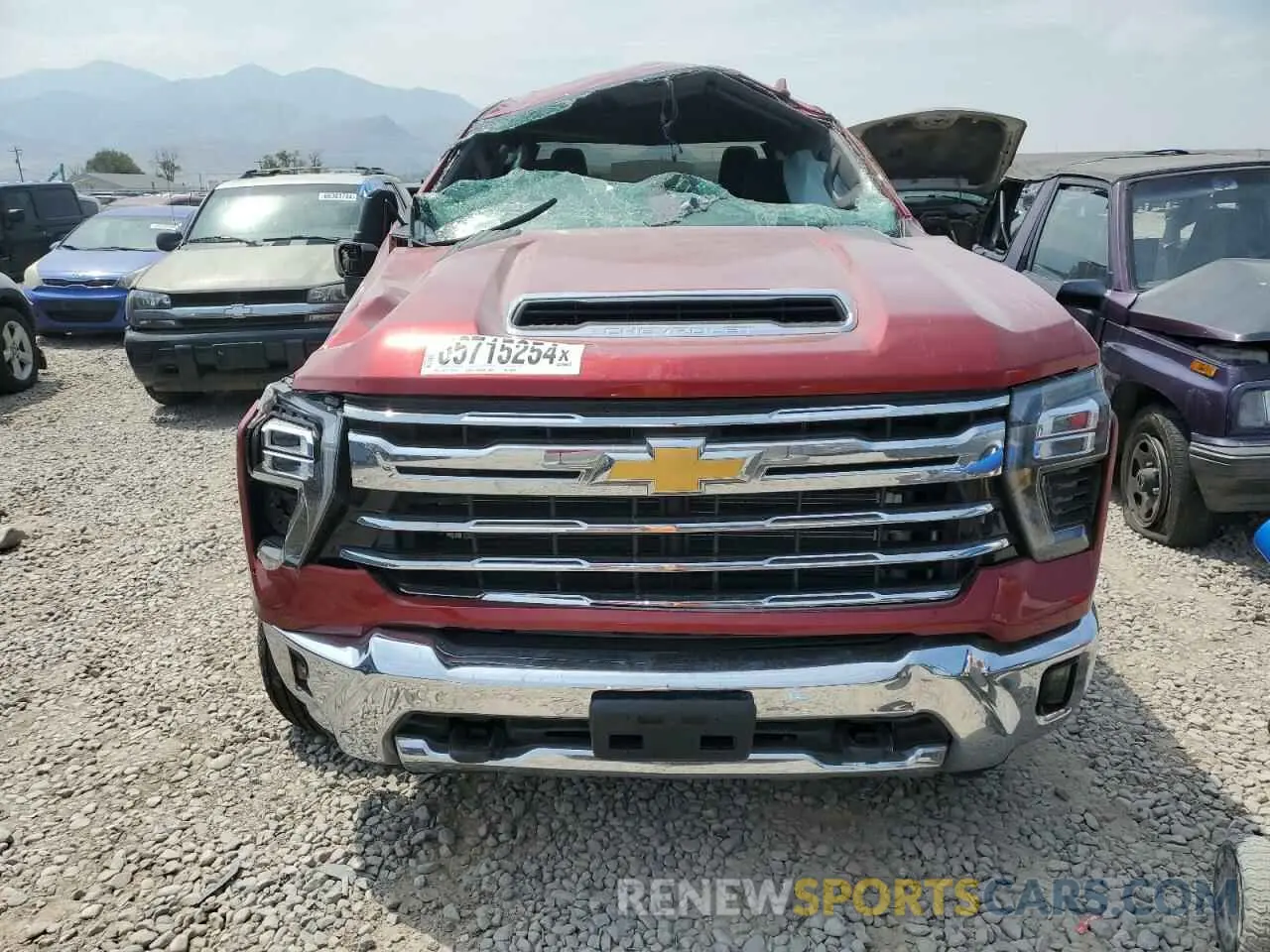 5 Photograph of a damaged car 1GC4YUEYXRF368678 CHEVROLET ALL Models 2024