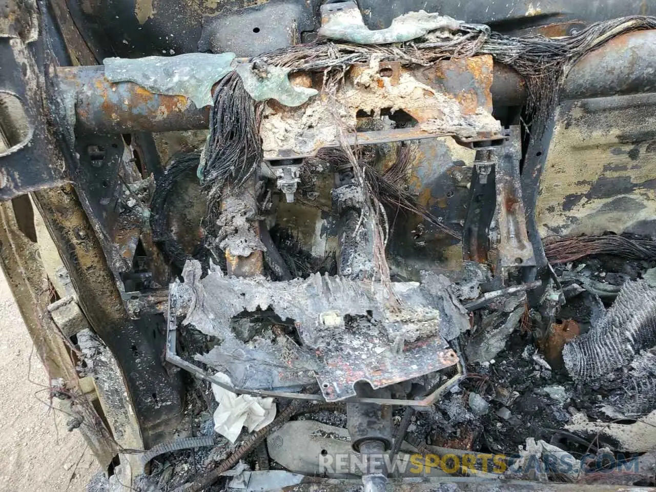 9 Photograph of a damaged car 1GCUDDED7RZ115194 CHEVROLET ALL Models 2024