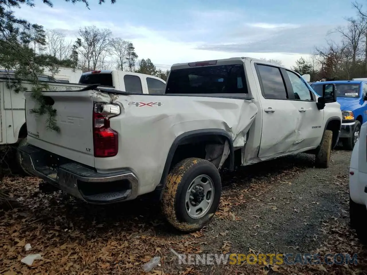 3 Photograph of a damaged car 2GC1YNE74R1238242 CHEVROLET ALL Models 2024