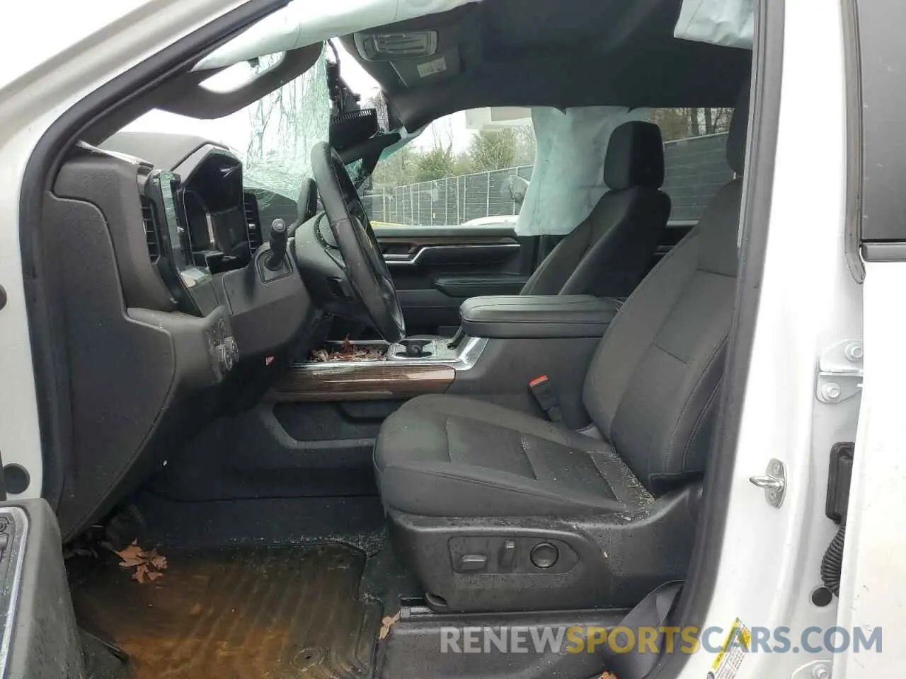 7 Photograph of a damaged car 2GC1YNE74R1238242 CHEVROLET ALL Models 2024