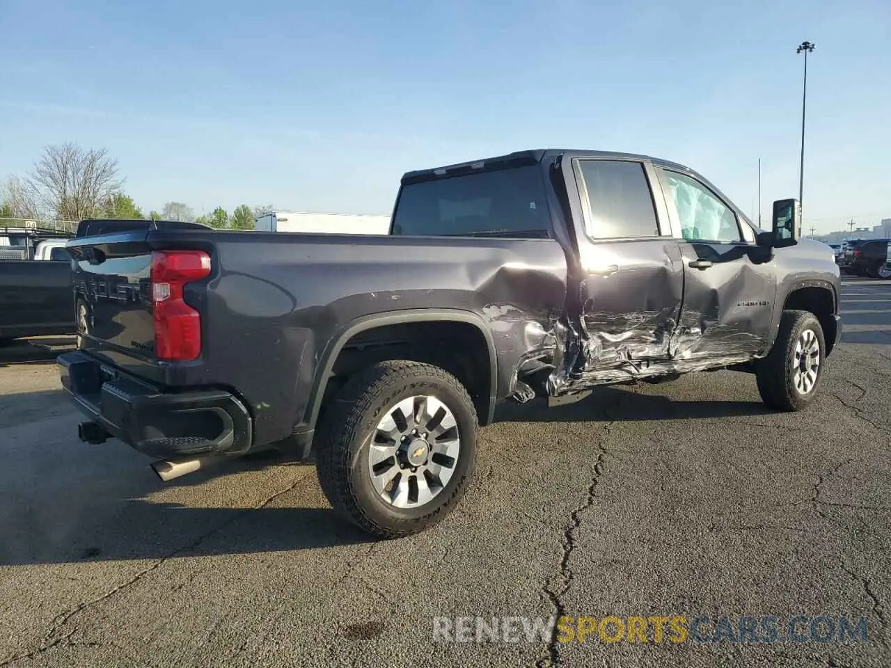3 Photograph of a damaged car 2GC4YME7XR1111485 CHEVROLET ALL Models 2024