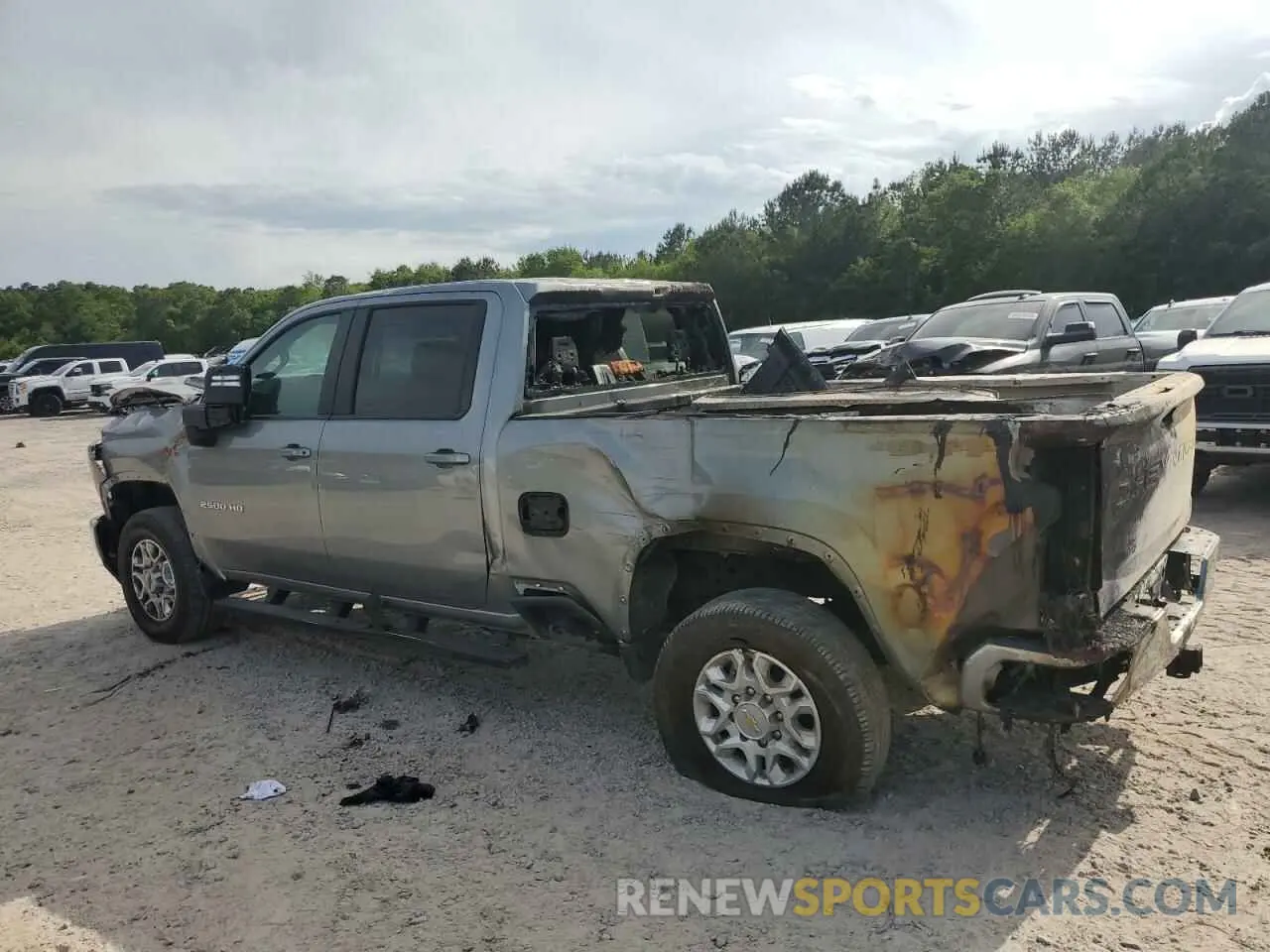 2 Photograph of a damaged car 2GC4YNEY3R1236956 CHEVROLET ALL Models 2024