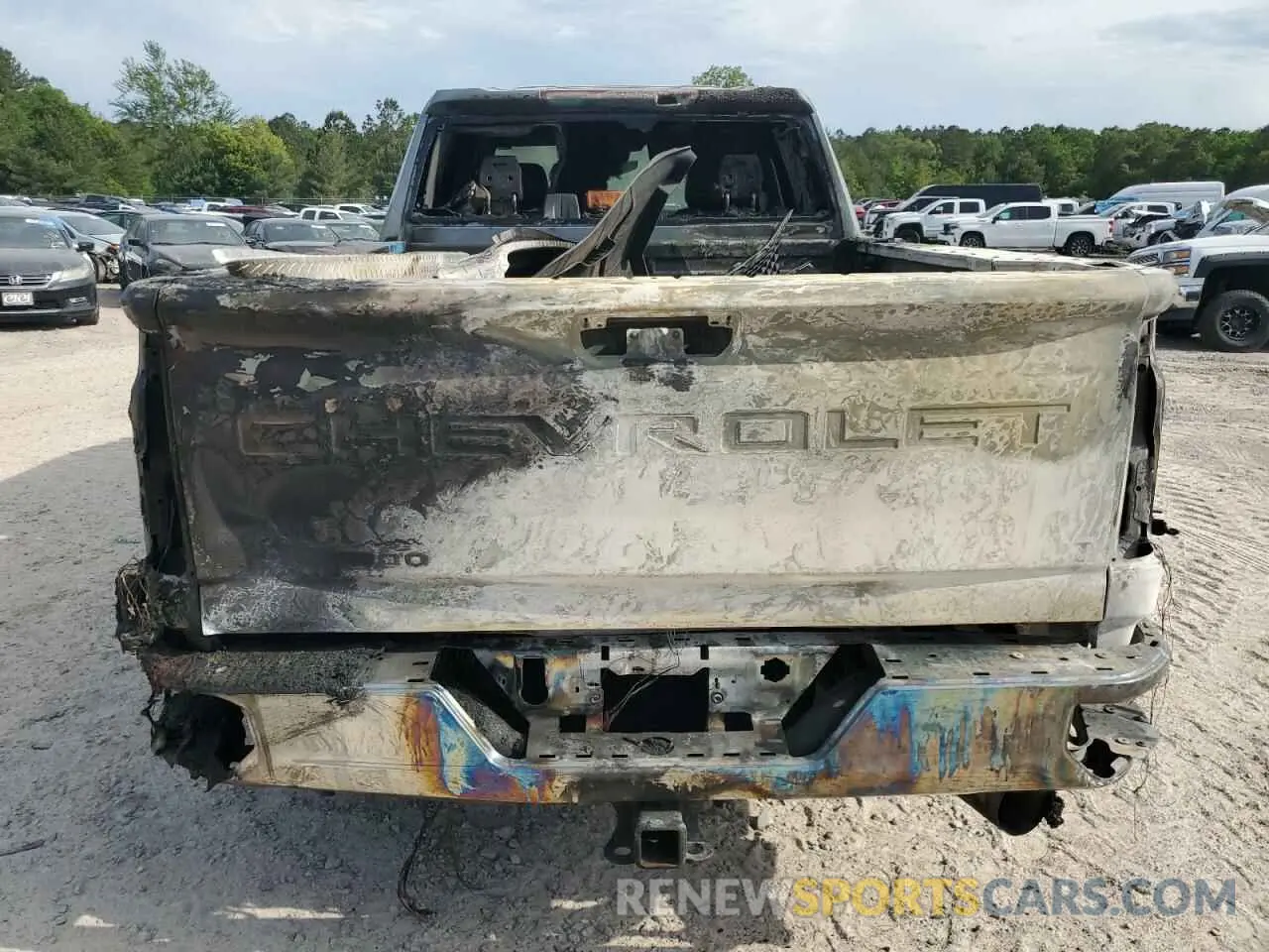 6 Photograph of a damaged car 2GC4YNEY3R1236956 CHEVROLET ALL Models 2024