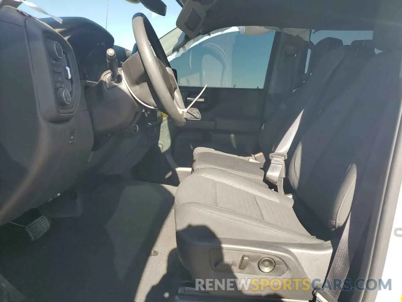 7 Photograph of a damaged car 3GCUDCED1RG394569 CHEVROLET ALL Models 2024