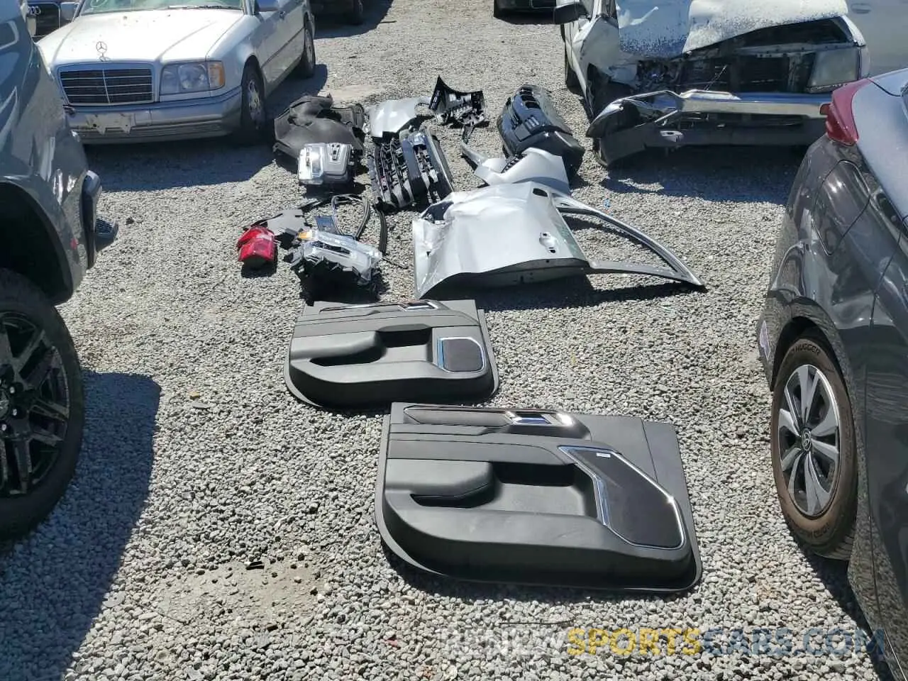 12 Photograph of a damaged car 3GCUDFE8XRG325075 CHEVROLET ALL Models 2024
