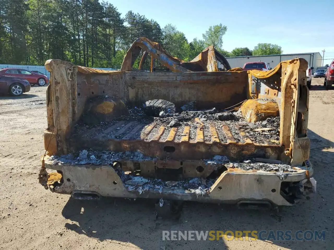 6 Photograph of a damaged car 3GCUDFED7RG133819 CHEVROLET ALL Models 2024