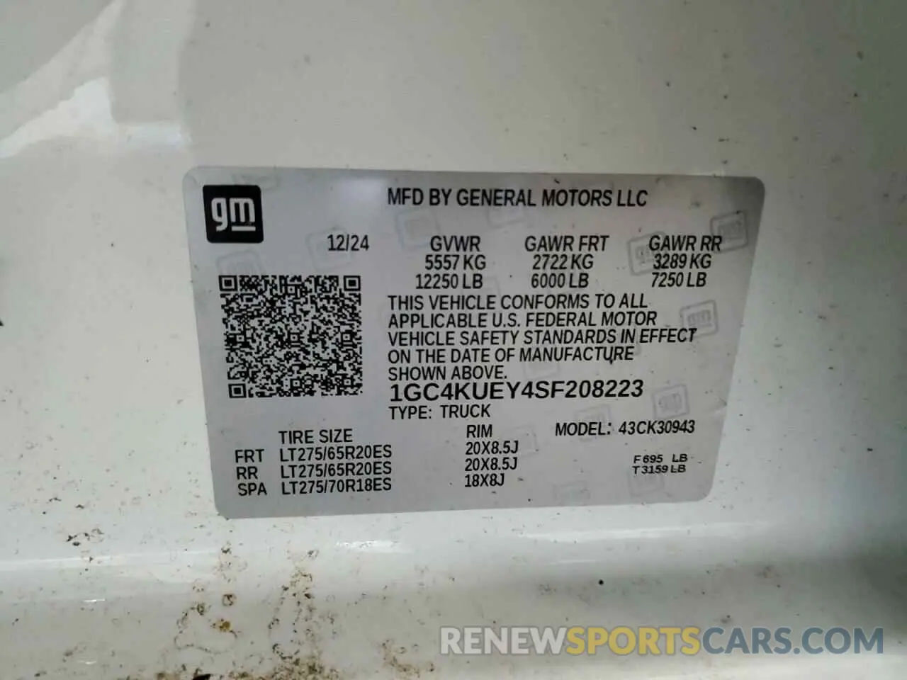 12 Photograph of a damaged car 1GC4KUEY4SF208223 CHEVROLET ALL Models 2025