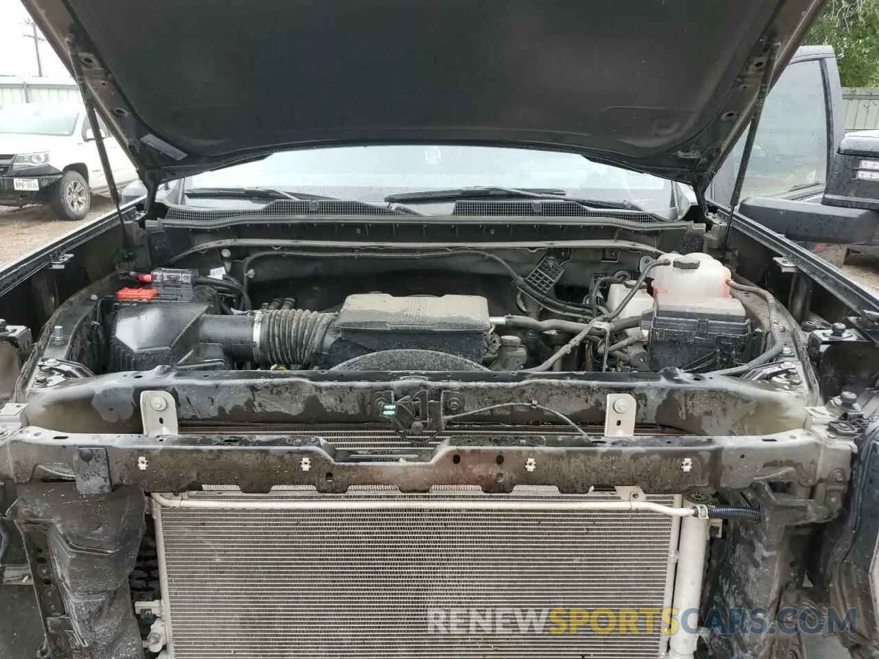 11 Photograph of a damaged car 2GC4KPE75S1121558 CHEVROLET ALL Models 2025