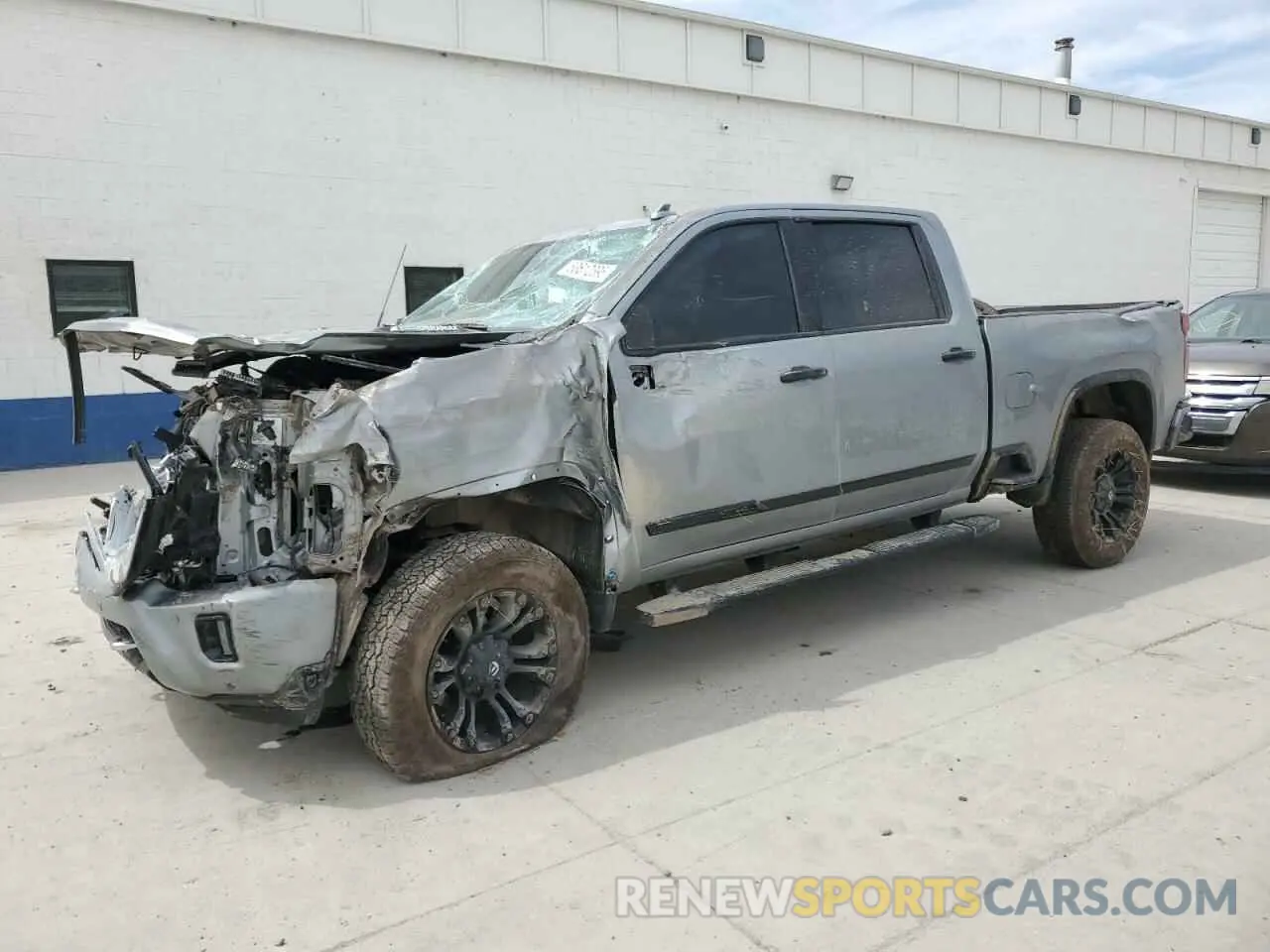 1 Photograph of a damaged car 2GC4KVEY1S1146891 CHEVROLET ALL Models 2025