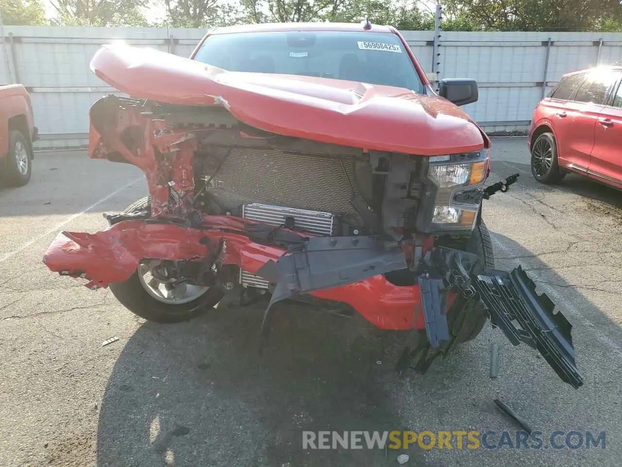 5 Photograph of a damaged car 3GCPKBEKXSG105691 CHEVROLET ALL Models 2025