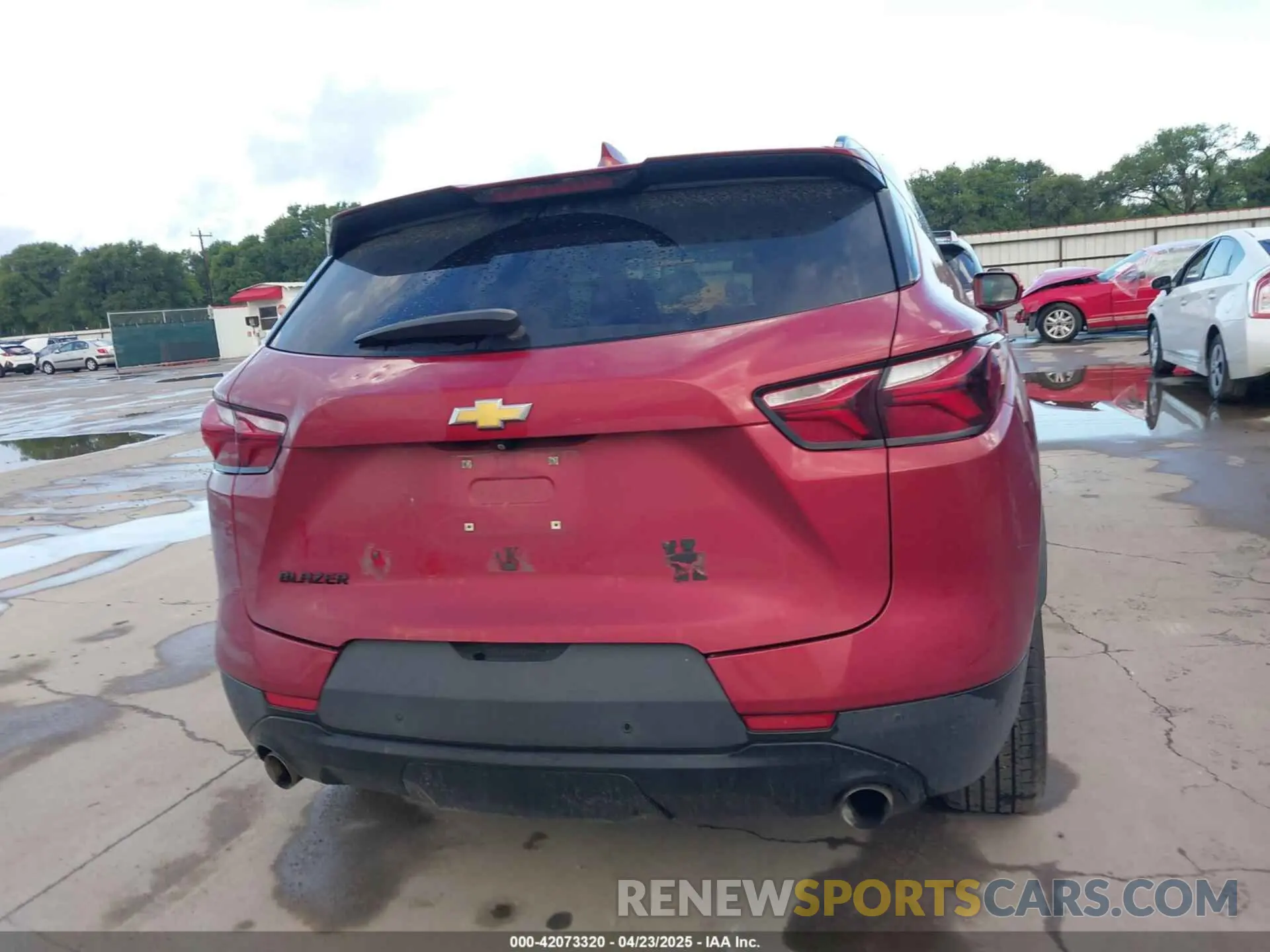 16 Photograph of a damaged car 3GNKBBRA2KS652082 CHEVROLET BLAZER 2019