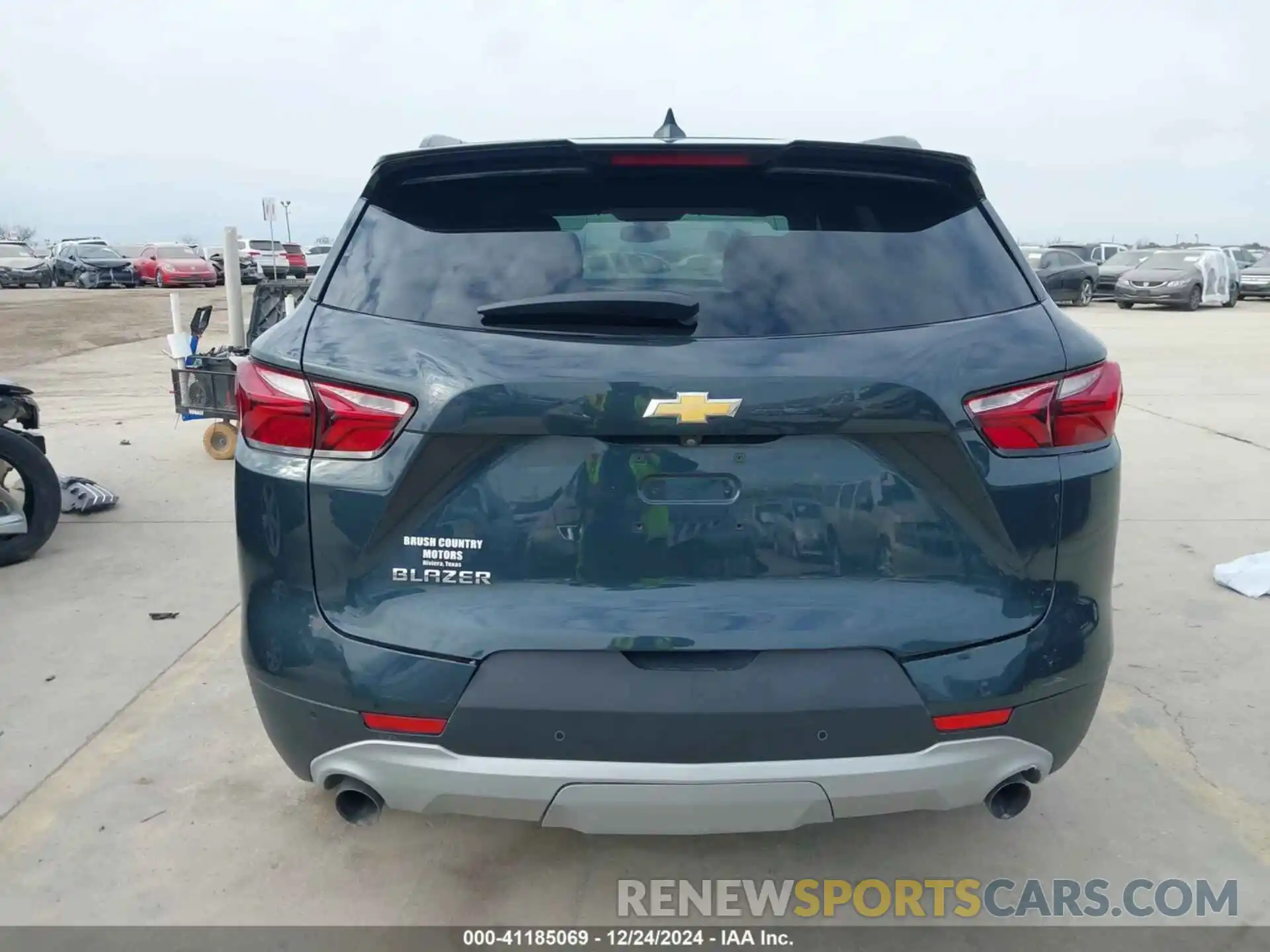 15 Photograph of a damaged car 3GNKBBRA2KS694087 CHEVROLET BLAZER 2019