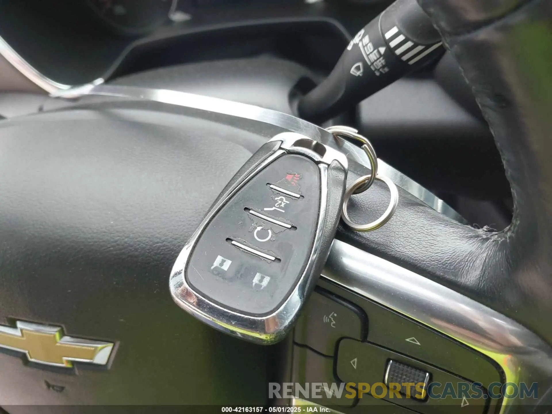 11 Photograph of a damaged car 3GNKBBRA3KS591941 CHEVROLET BLAZER 2019