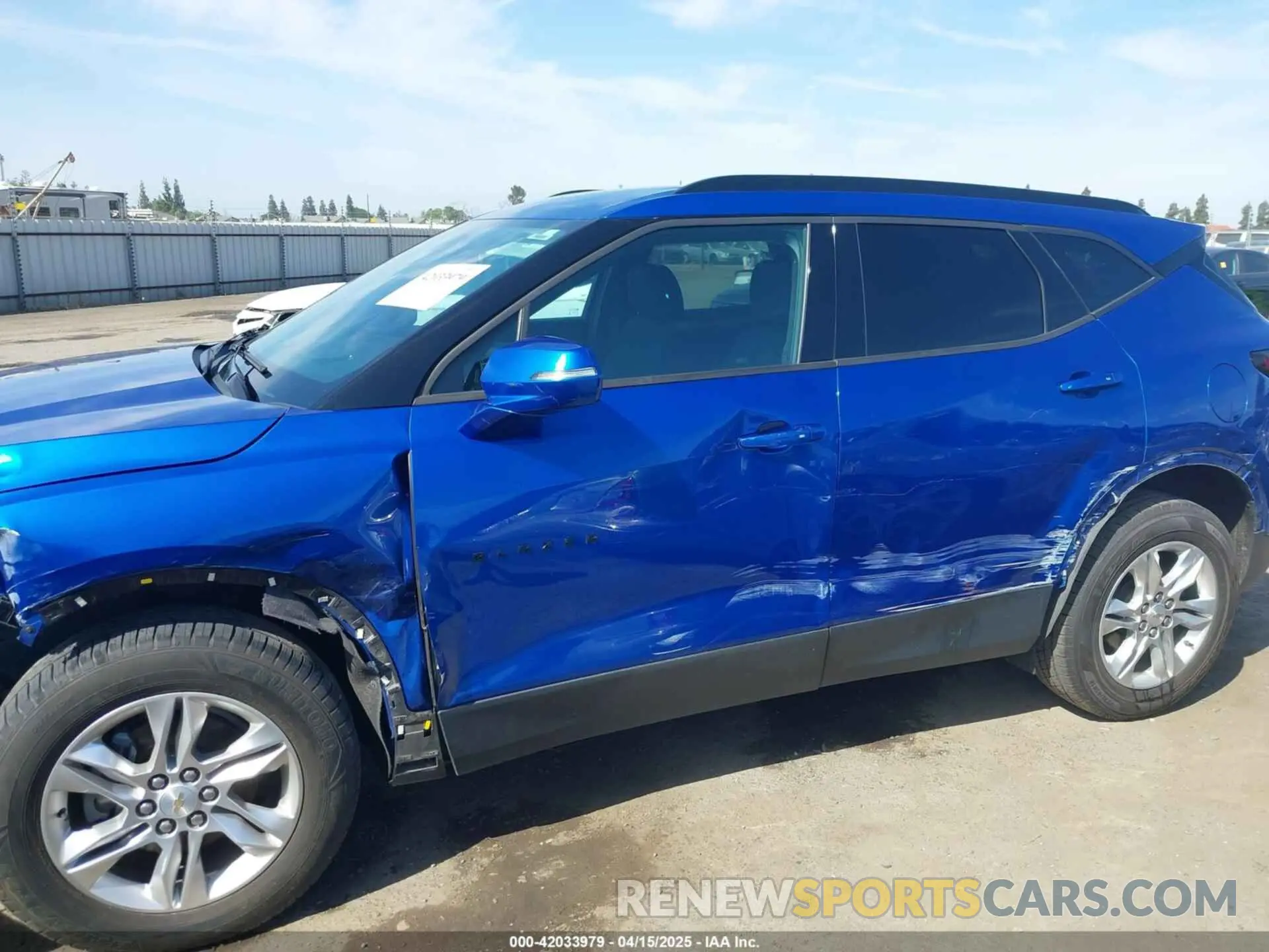 6 Photograph of a damaged car 3GNKBBRA4KS579152 CHEVROLET BLAZER 2019