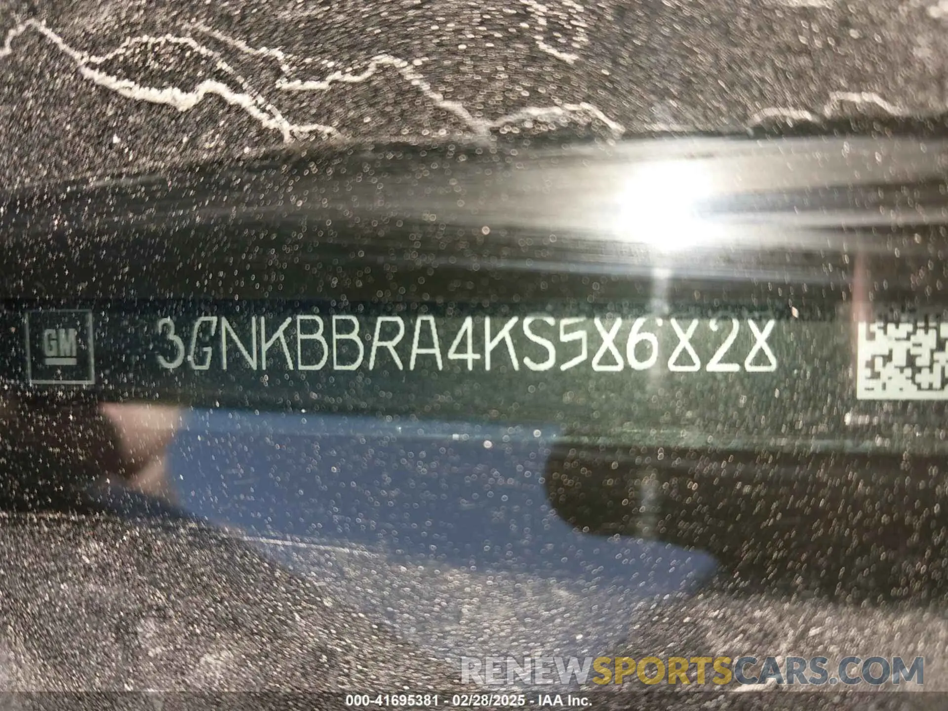9 Photograph of a damaged car 3GNKBBRA4KS586828 CHEVROLET BLAZER 2019