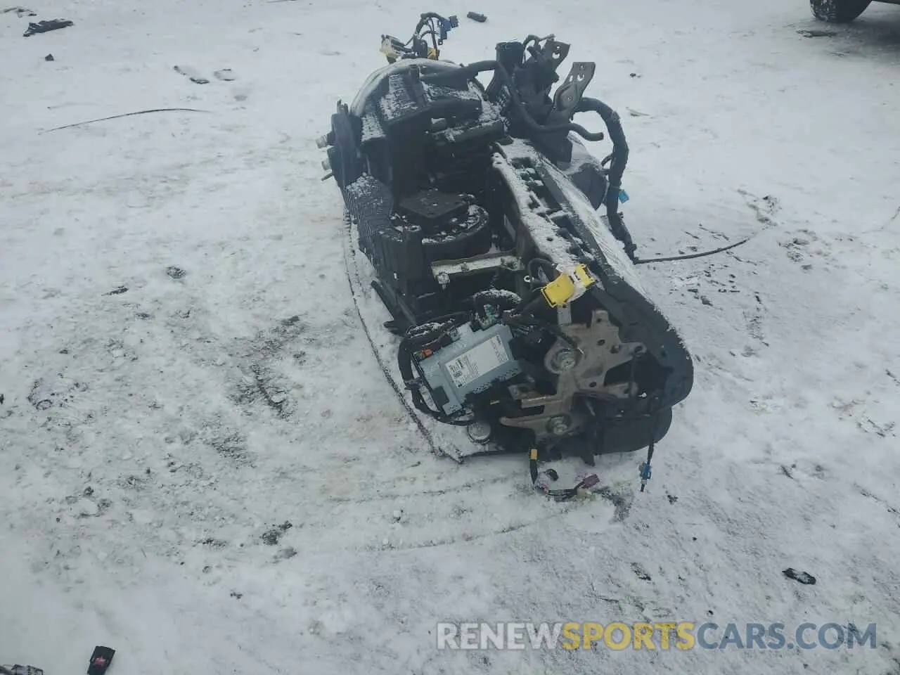 1 Photograph of a damaged car 3GNKBBRA4KS635980 CHEVROLET BLAZER 2019