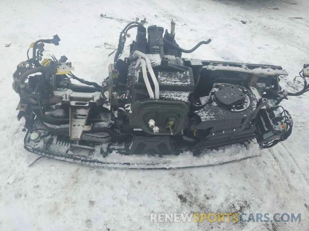 5 Photograph of a damaged car 3GNKBBRA4KS635980 CHEVROLET BLAZER 2019