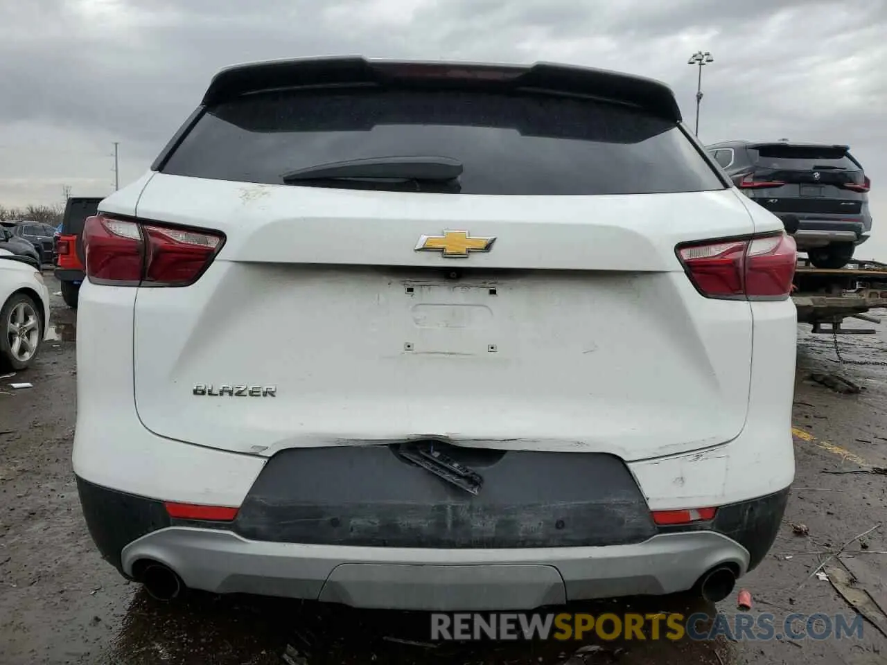 6 Photograph of a damaged car 3GNKBBRA4KS686301 CHEVROLET BLAZER 2019