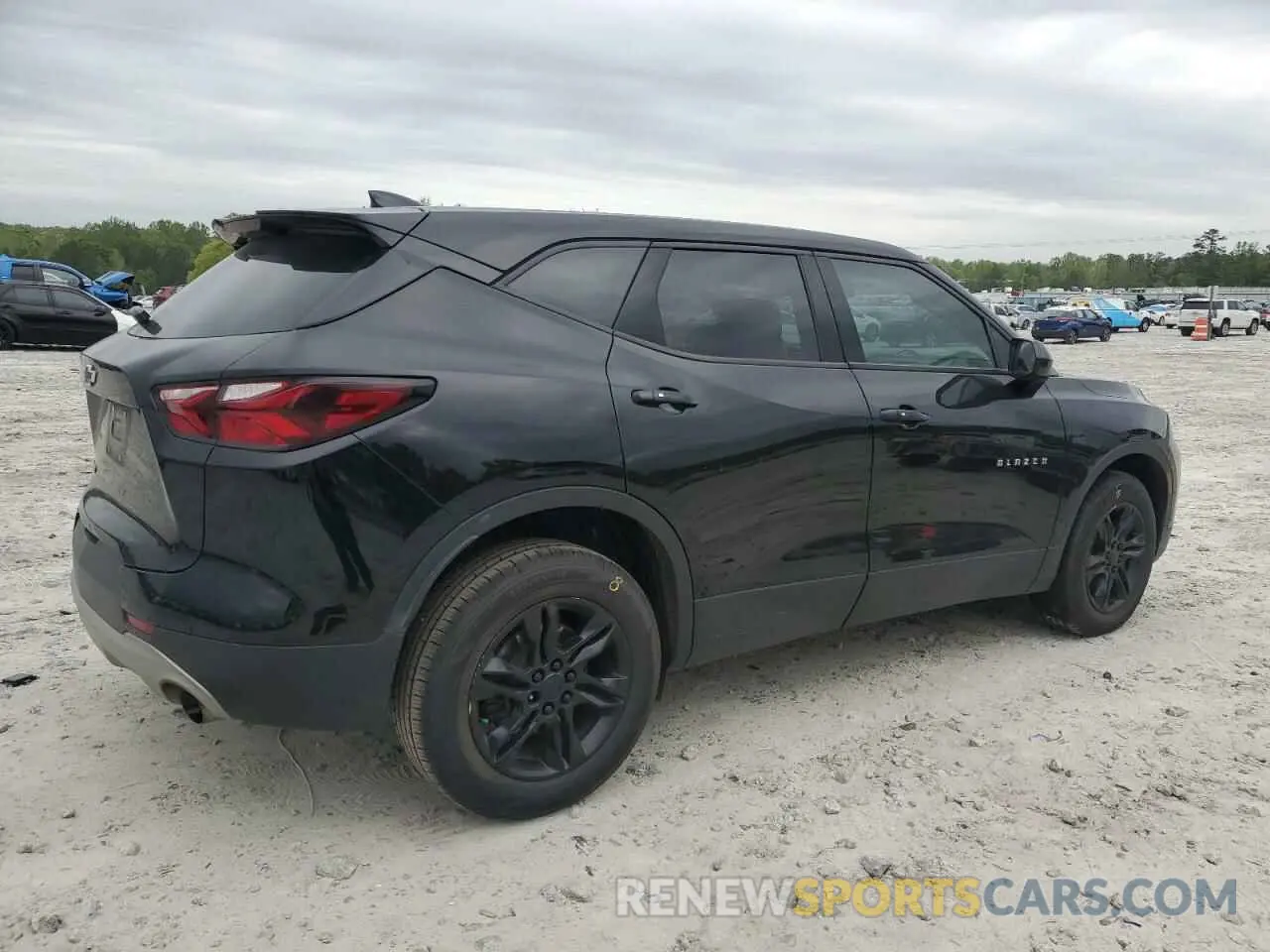 3 Photograph of a damaged car 3GNKBBRA4KS688341 CHEVROLET BLAZER 2019