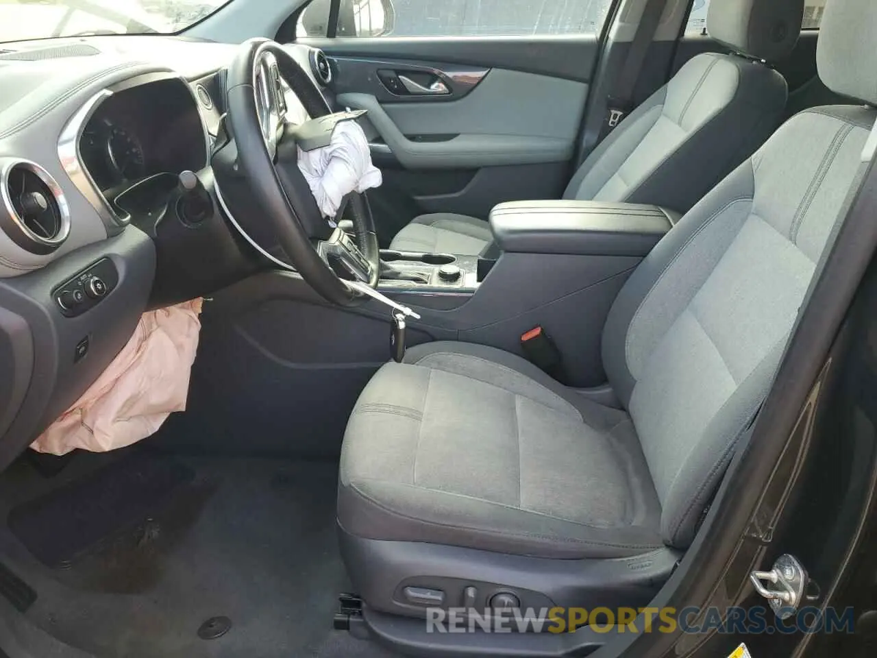 7 Photograph of a damaged car 3GNKBBRA4KS693569 CHEVROLET BLAZER 2019