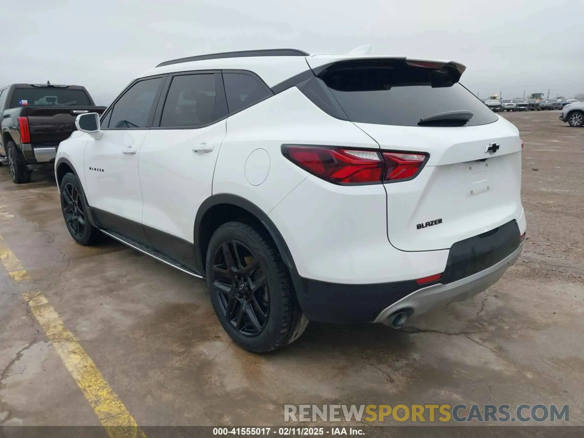 3 Photograph of a damaged car 3GNKBBRA4KS703680 CHEVROLET BLAZER 2019