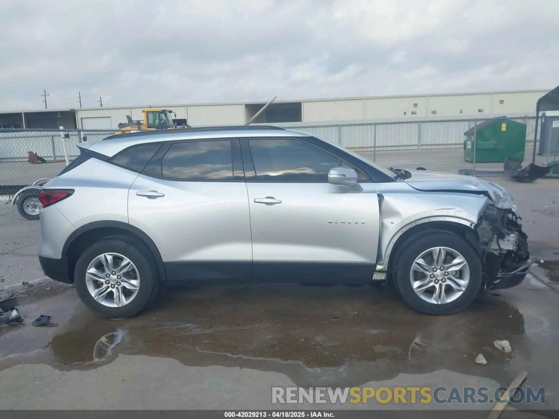 14 Photograph of a damaged car 3GNKBBRA5KS657132 CHEVROLET BLAZER 2019