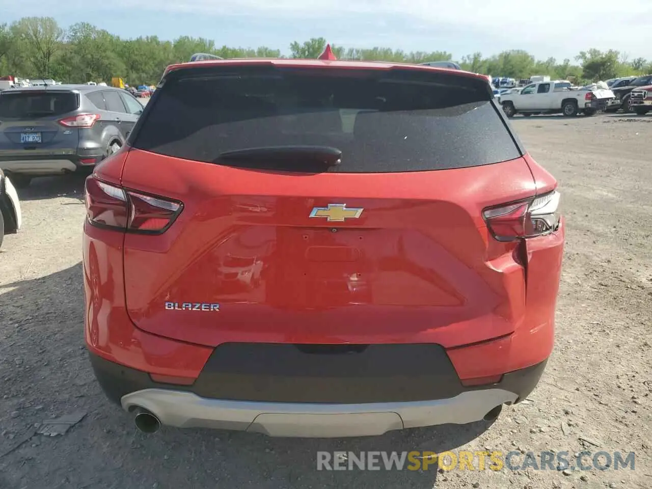 6 Photograph of a damaged car 3GNKBBRA5KS703509 CHEVROLET BLAZER 2019