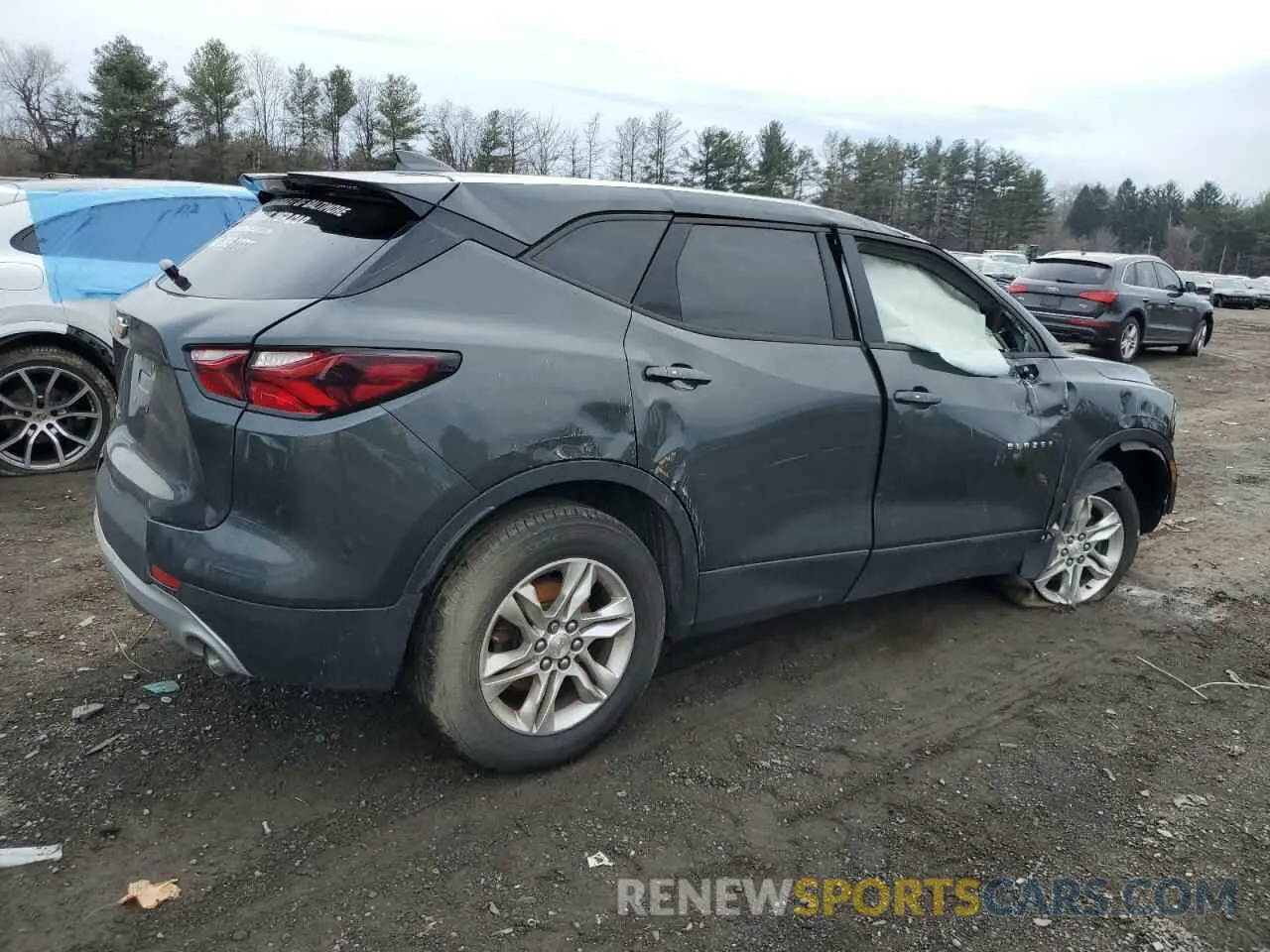 3 Photograph of a damaged car 3GNKBBRA6KS626455 CHEVROLET BLAZER 2019