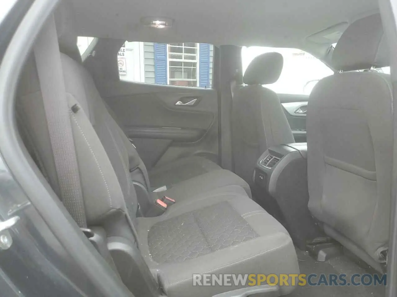 11 Photograph of a damaged car 3GNKBBRA6KS658869 CHEVROLET BLAZER 2019