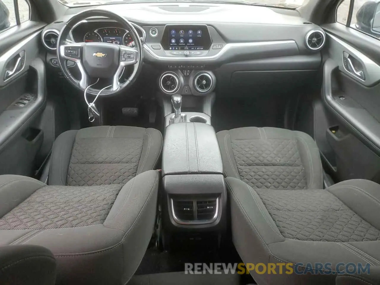 8 Photograph of a damaged car 3GNKBBRA6KS658869 CHEVROLET BLAZER 2019