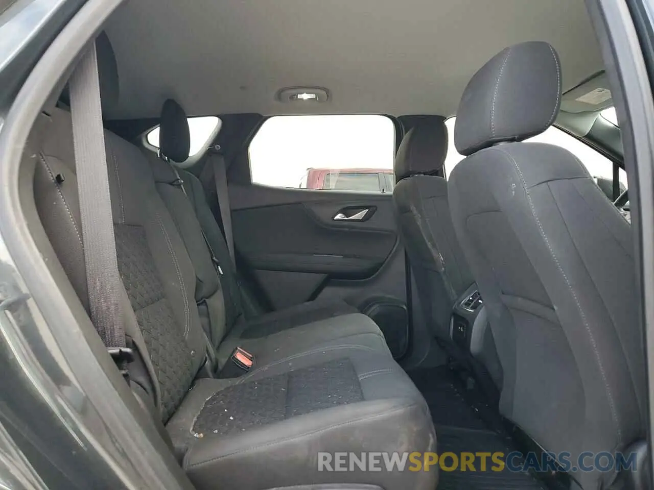 11 Photograph of a damaged car 3GNKBBRA7KS629073 CHEVROLET BLAZER 2019
