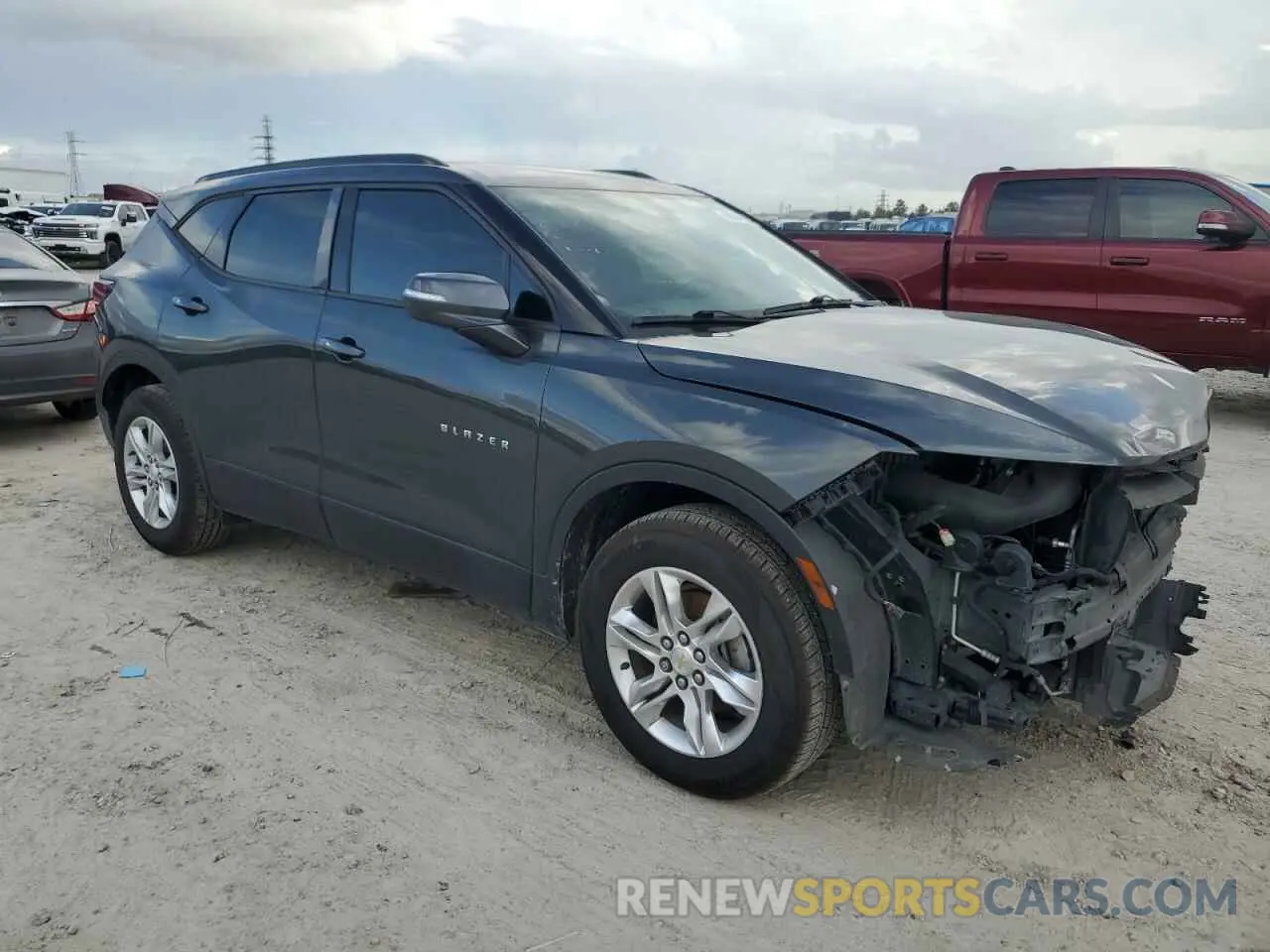 4 Photograph of a damaged car 3GNKBBRA7KS629073 CHEVROLET BLAZER 2019
